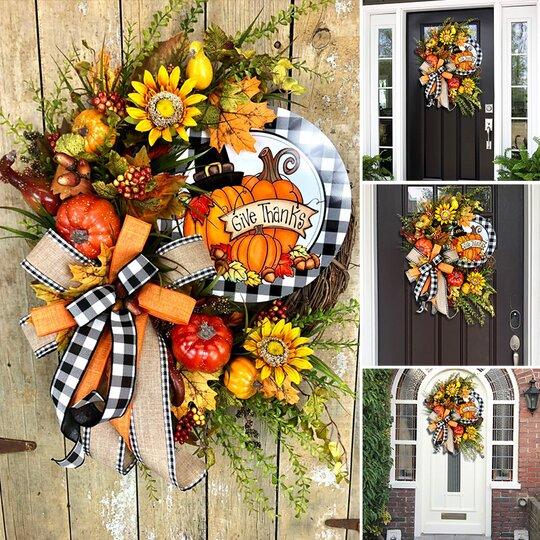 Couronne de citrouilles et de tournesols en treillis de buffle de la ferme